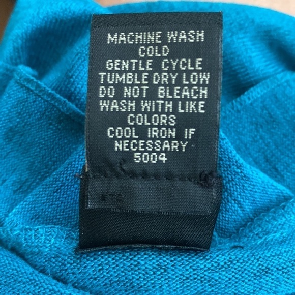 Rafaella Studio Woman bluish cardigan with cascading ruffles. Size 2X - Picture 7 of 7